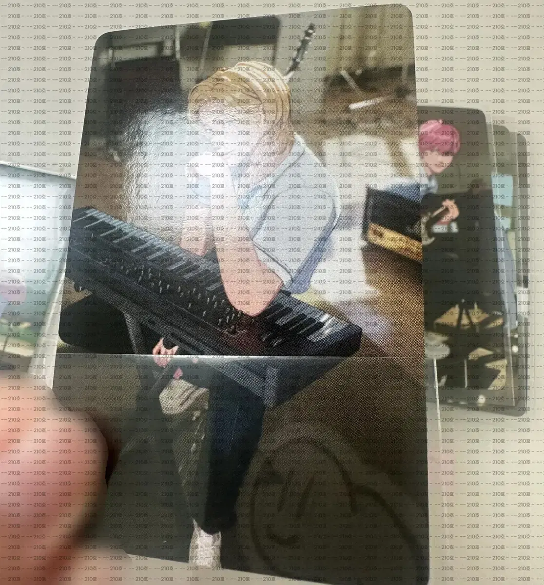 thumbnail-5